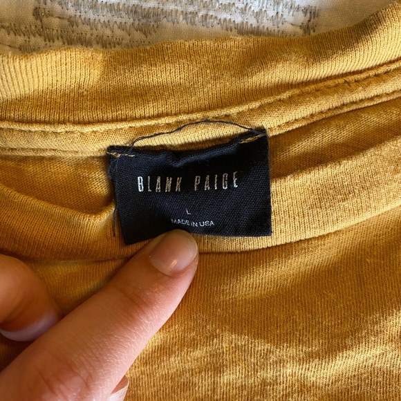 “Peachy” Embroidered T-Shirt - Picture 6 of 7